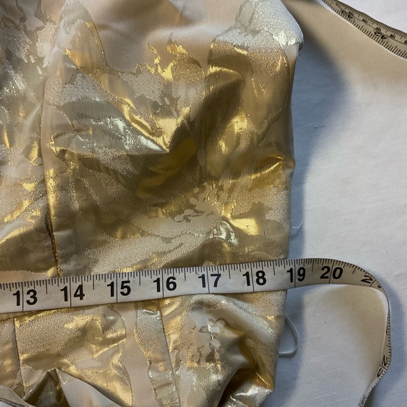 Tommy Hilfiger Women’s Dress Size 16 | Gold Floral Metallic Party Dress - Picture 8 of 10